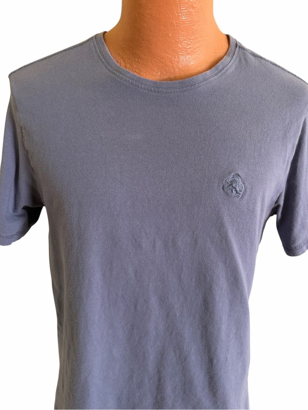 MEN’S RUGBY UNIVERSITY SLATE BLUE PREMIUM T-SHIRT Size L Embroidered Lion Crest